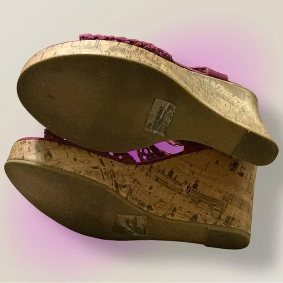 Maurices brand wedge sandals featuring a woven design and a vibrant pink color - Picture 5 of 5